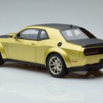 Dodge Challenger R/T Scat Pack Widebody 50.º Aniversário GT Spirit 1:18