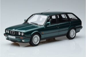 BMW 325i E30 Touring Verde Metálico Norev 1:18