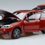 BMW BMW X6M F86 SUV Vermelho Norev 1:18 1:18 Metal