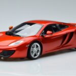 McLaren McLaren MP4-12C Coupé Com Stig Figura Top Gear Minichamps 1:18 1:18 Metal