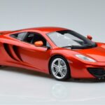 McLaren McLaren MP4-12C Coupé Com Stig Figura Top Gear Minichamps 1:18 1:18 Metal
