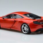 McLaren McLaren MP4-12C Coupé Com Stig Figura Top Gear Minichamps 1:18 1:18 Metal