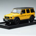 Mercedes Mercedes AMG G63 W463 Amarelo MotorHelix 1:18 1:18 Resina