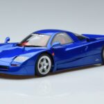 Nissan Nissan R390 GT1 Versão de Estrada Coupé GT Spirit 1:18 1:18 Resina
