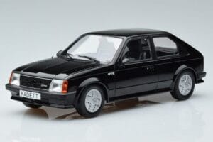 Opel Kadett D GTE Hatchback Preto MCG 1:18