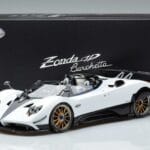 Pagani Pagani Zonda HP Barchetta Fibra de Carbono Branco LCD 1:18 1:18 Metal