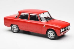 Alfa Romeo Giulia Nuova Super Vermelho Custom Wheels MCG 1:18 MCG18333 Metal - imagem 4 de 6