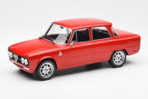 Alfa Romeo Giulia Nuova Super Vermelho Custom Wheels MCG 1:18 MCG18333