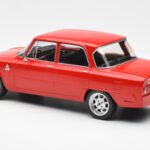 Alfa Romeo Giulia Nuova Super Vermelho Custom Wheels MCG 1:18 MCG18333 - image 5 of 6