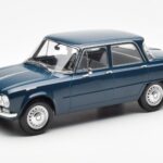 Alfa Romeo Giulia TI Azul Petróleo Norev 1:18