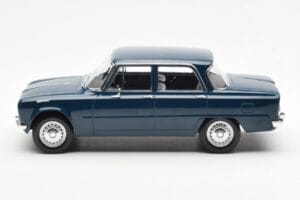 Alfa Romeo Giulia TI Azul Petróleo Norev 1:18 187971 Metal - imagem 3 de 6