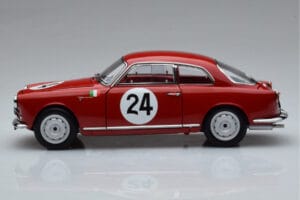 Alfa Romeo Giulietta SV #24 Targa Florio 1958 Kyosho 1:18 08957B Metal - imagem 4 de 9