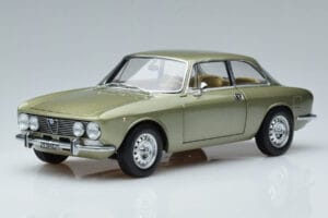 Alfa Romeo GTV 2000 Verde Edição Limitada Norev 1:18 187913 Metal