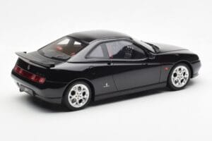 Alfa Romeo GTV V6 916 Preto Otto 1:18 OT1057 Resina - imagem 2 de 6