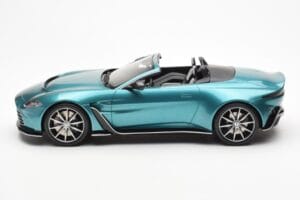 Aston Martin V12 Vantage Roadster Tayos Turquesa Verde GT Spirit 1:18 GT445 Resina - imagem 3 de 6