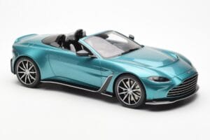 Aston Martin V12 Vantage Roadster Tayos Turquesa Verde GT Spirit 1:18 GT445 Resina - imagem 4 de 6