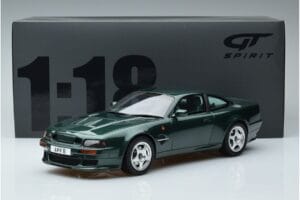 Aston Martin V8 Vantage Le Mans GT Spirit 1:18 GT401 Resina - imagem 6 de 6