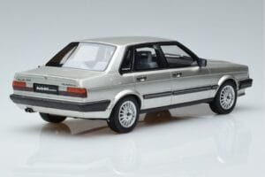 Audi 80 B2 Quattro Otto 1:18 OT940 Resina - imagem 2 de 6