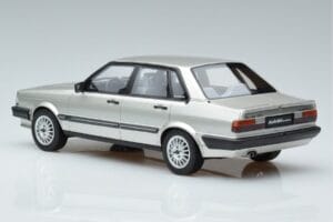 Audi 80 B2 Quattro Otto 1:18 OT940 Resina - imagem 5 de 6
