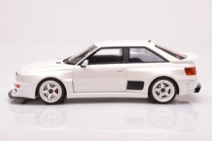 Audi 80 B4 Coupe RS2 Prior Design Branco Otto 1:18 OT913 Resina - imagem 3 de 6