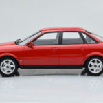 Audi 80 B4 Quattro Competition Laser Vermelho Otto 1:18 - image 3 of 6