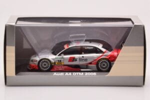 Audi A4 B7 #15 T. Stippler Audi Sport DTM 2006 Minichamps 1:43 5020600703 Metal - imagem 4 de 4