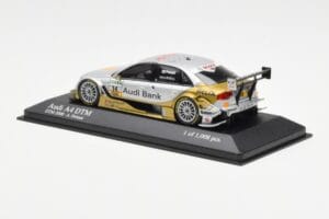 Audi A4 B7 DTM Team Audi Sport Phoenix #14 A. Premat DTM 2008 Minichamps 1:43 400081714 Metal - imagem 3 de 4