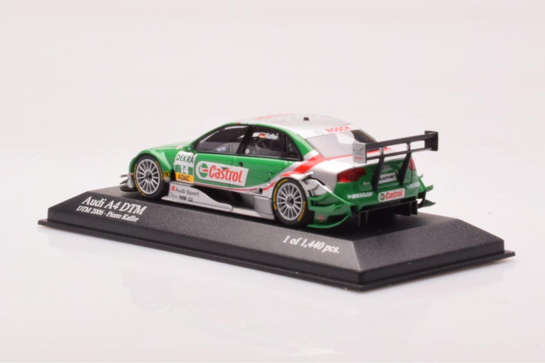 Audi A4 B7 DTM Team Phoenix #14 F. Kaffer DTM 2006 Minichamps 1:43 400061514 Metal - imagem 3 de 4