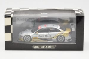 Audi A4 B7 DTM Team Phoenix #17 M. Werner DTM 2007 Minichamps 1:43 400079667 Metal - imagem 4 de 4