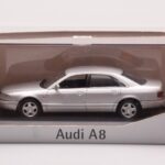 Audi A8 D2 Prateado Minichamps 1:43 - image 4 of 4