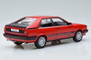 Audi Coupe GT B2 Vermelho MCG 1:18 MCG18316 Metal - imagem 2 de 6