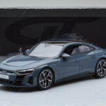 Audi E-Tron GT Cinzento GT Spirit 1:18 - image 6 of 6