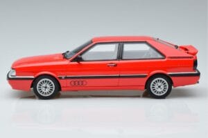 Audi Coupe GT B2 Otto 1:18 OT954 Resina - imagem 3 de 6