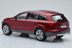 Audi Q7 4L Vermelho Granada Kyosho 1:18 09222R Metal - imagem 7 de 8