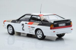 Audi Quattro Audi Sport #1 H. Mikkola / A. Hertz Winners International Swedish Rally 1981 Minichamps 1:18 155811102 Metal - imagem 5 de 6
