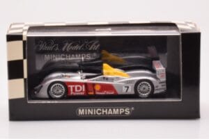 Audi R10 TDI LMP1 #7 R. Capello / T. Kristensen / A. McNish 24 Hours of Le Mans 2006 Minichamps 1:43 400061607 Metal - imagem 4 de 4