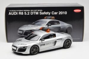 Audi R8 5.2 DTM Safety Car 2010 Kyosho 1:18 09216DTM Metal - imagem 8 de 8