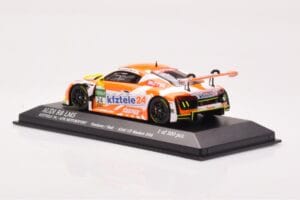 Audi R8 LMS #24 Kfzteile24 APR Motorsport L. Vanthoor / C. Stoll ADAC GT Masters 2016 Minichamps 1:43 437161124 Metal - imagem 3 de 4