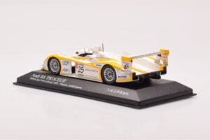 Audi R8 #25 S. Ara / T. Kristensen Winners 1000km Spa 2003 Minichamps 1:43 400031325 Metal - imagem 3 de 4