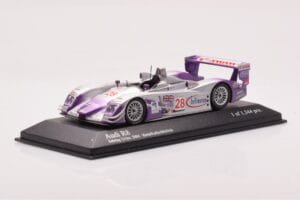 Audi R8 LMP900 #28 F. Biela / P. Kaffer / A. McNish 12 Hours of Sebring Winner 2004 Minichamps 1:43 4000412328 Metal - imagem 2 de 4