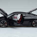 Audi R8 Performance Preto Kengfai 1:18 - image 4 of 10