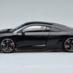 Audi R8 Performance Preto Kengfai 1:18 - image 5 of 10
