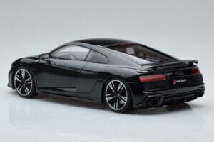 Audi R8 Performance Preto Kengfai 1:18 VAKF-0353 Metal - imagem 7 de 10
