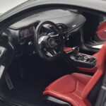 Audi R8 Performance Preto Kengfai 1:18 - image 8 of 10