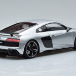 Audi R8 Performance Prateado Kengfai 1:18 - image 3 of 10