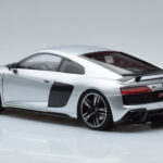 Audi R8 Performance Prateado Kengfai 1:18 - image 7 of 10
