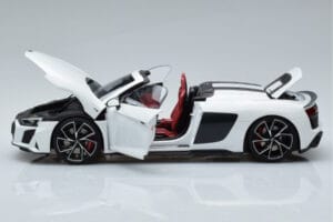 Audi R8 Spyder Performance Branco Kengfai 1:18 VAKF-0351 Metal - imagem 5 de 11
