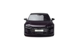 Audi RS e-tron GT GT Spirit 1:18 GT392 Resina - imagem 3 de 11