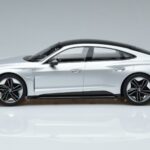 Audi RS e-tron GT Prata Norev 1:18 188381 Metal - image 3 of 6