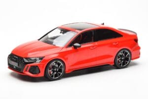 Audi RS3 8Y Sedan Vermelho MCG 1:18 MCG18451